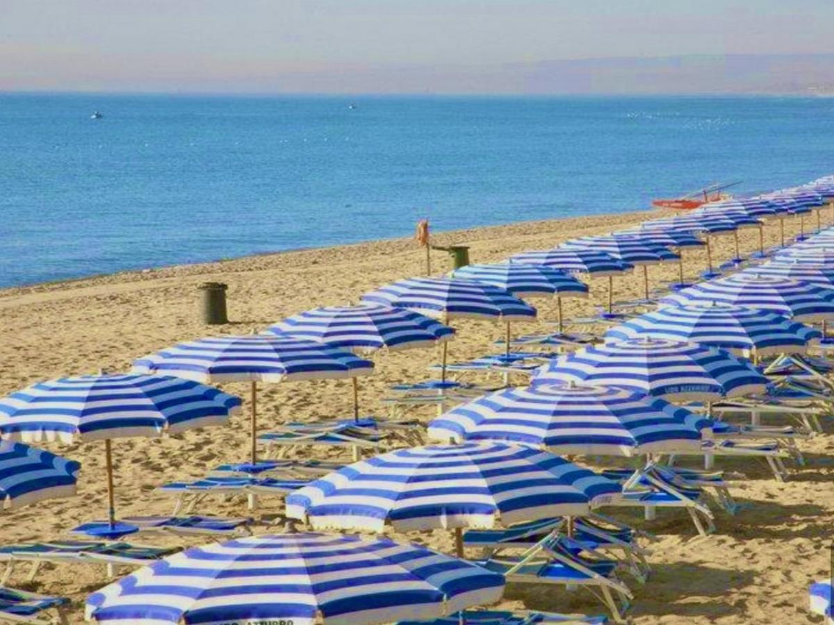 Villaggio Albergo Internazionale La Plaja CTA Exterior foto